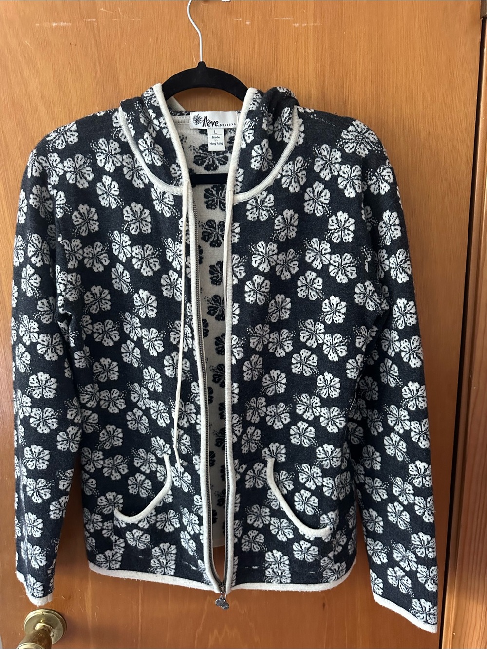 Neve Designs Charcoal Black White Merino Wool Floral Full Zip Hoodie L - Picture 4 of 10